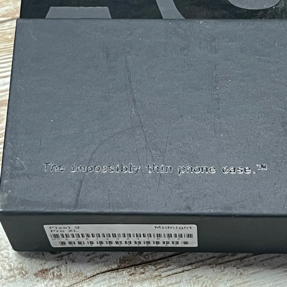 Latercase‎ Pixel 9 Pro XL Classic  Impossibly Thin Phone Case Open Box